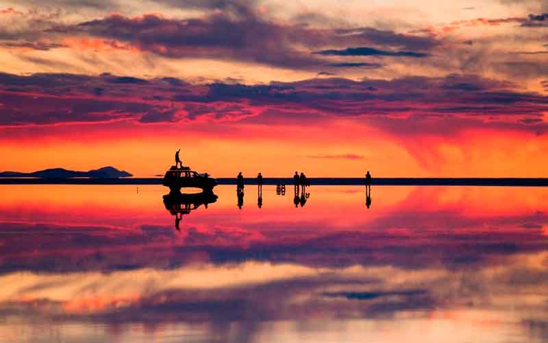 Uyuni Salt Flats Starry Night and Sunrise Tour