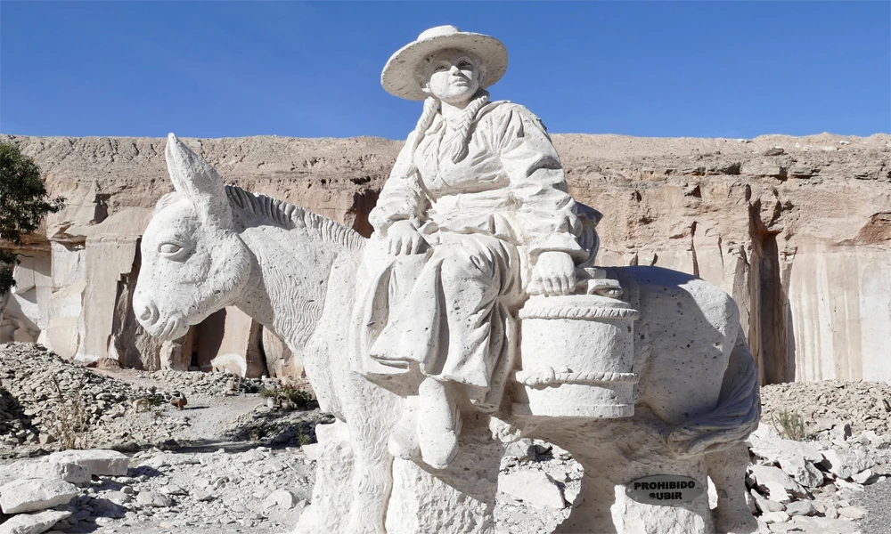 Arequipa City Tour – Cañón del Colca – Ruta del Sillar (3D/2N)