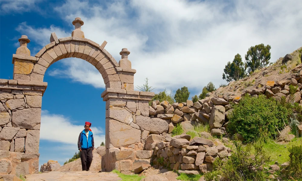 Tour Cañón del Colca Conexión Taquile 3D/2N