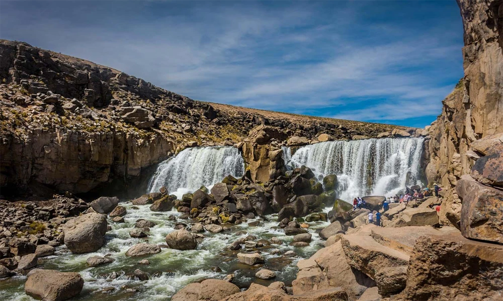 Excursión a la Catarata de Pillones