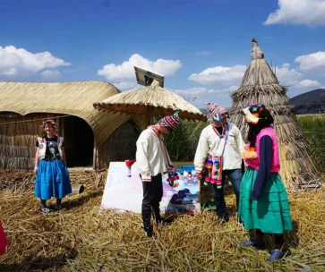 Tour Cultural Islas Flotantes de los Uros