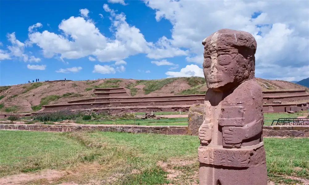 Tour Tiahuanaco desde Puno