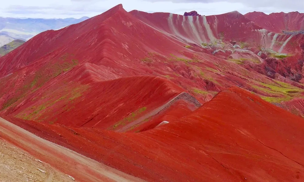 Excursión Full Day a la Montaña de 7 Colores y Valle Rojo + Comidas Incluidas