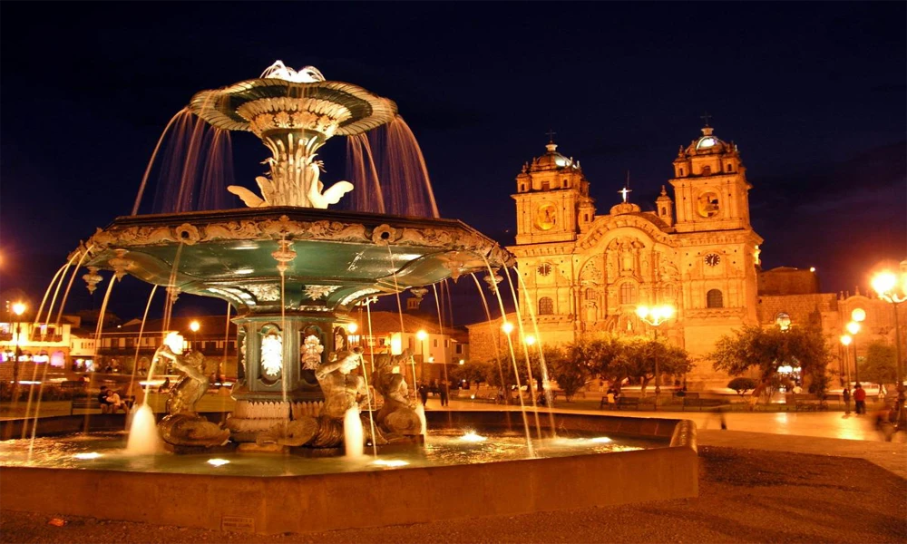 Tour Nocturno Cusco Mágico | Cristo Blanco & Pisco Sour Peruano