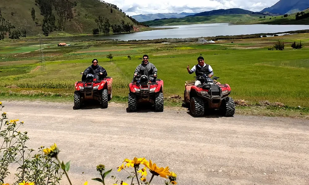 Tour en Cuatrimotos a Maras y Laguna Huaypo en Cusco